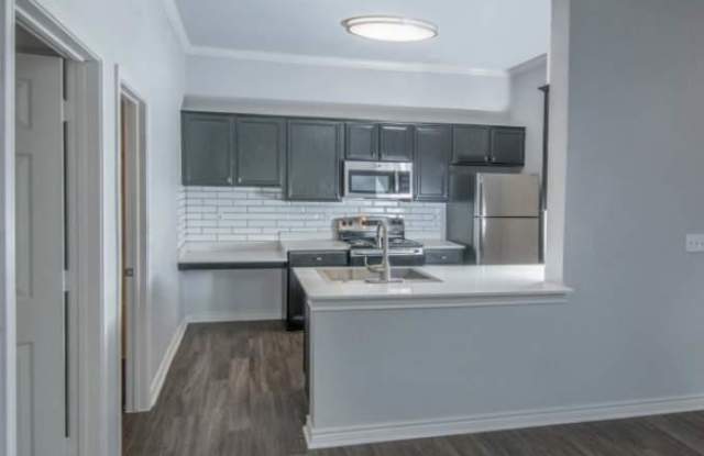 24277 Wilderness Oak Gallery 3