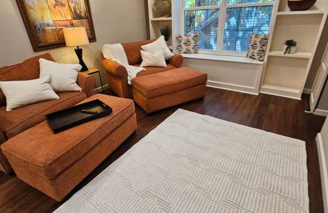 Charming 1BR Apartment in Columbia Gallery 3