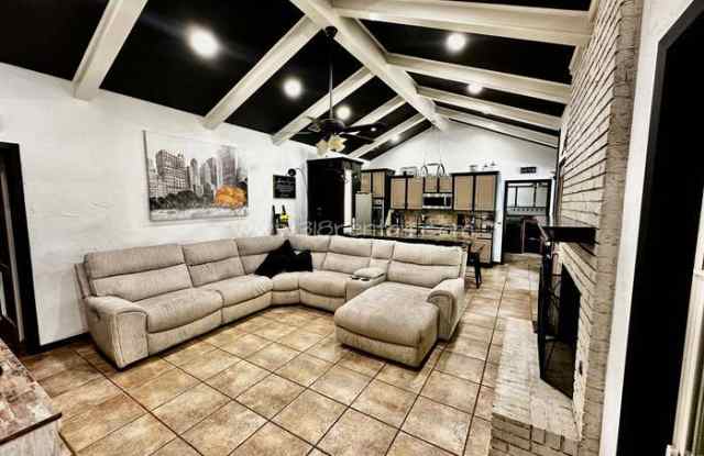 7313 Camelback Drive Gallery 2