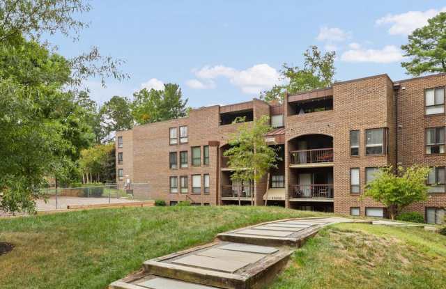 11232 CHESTNUT GROVE Square unit: 234 photos photos