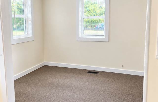 162 Smith Street Apt 1 Gallery 2