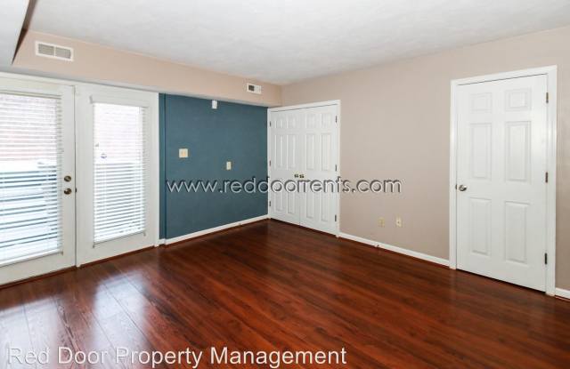 524 Lockerbie Circle North Gallery 4