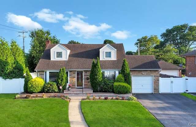 316 S Oyster Bay Road - 316 South Oyster Bay Road, Hicksville, NY 11791