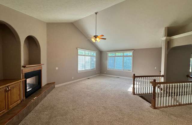 Spacious Duplex Available in a Great Location! photos photos