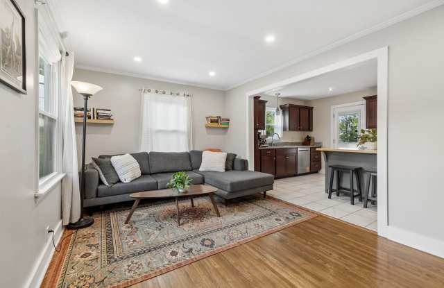 6402 Frisco Avenue Gallery 4