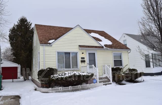 23725 Lexington Ave - 23725 Lexington Avenue, Eastpointe, MI 48021