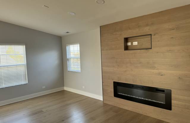 2635 Loren Lane - 2635 Loren Lane, Algonquin, IL 60102