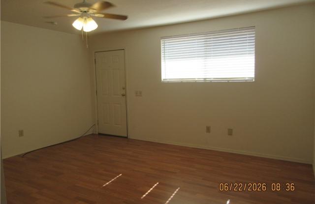 3096 E Butler #1 Avenue Gallery 3