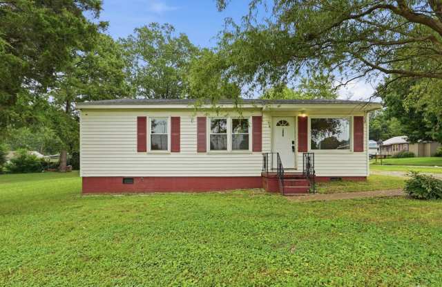 Quaint 3 bed 1 bath home in charming Decatur! photos photos