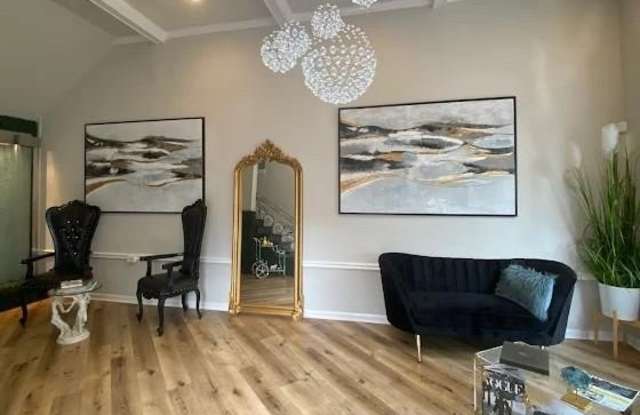2426 LOUISIANA Avenue Gallery 4