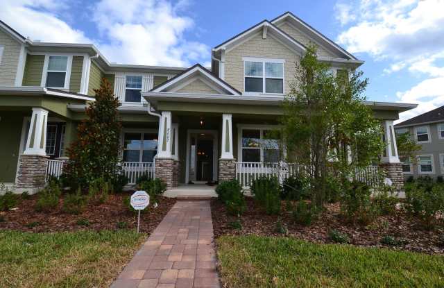Gorgeous Lake View 3 BR 2.5 bath Luxury Townhome in Windermere Trails – Highly Upgraded and close to everything - 8667 Coventry Park Way, Horizon West, FL 34786