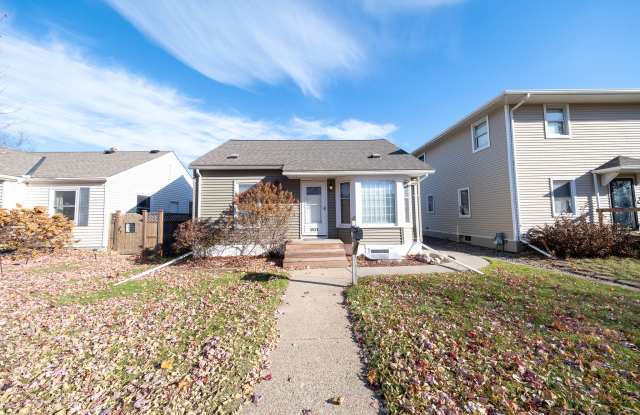 3531 2 1/2 St. NE - 3531 2 1/2 Street Northeast, Minneapolis, MN 55418