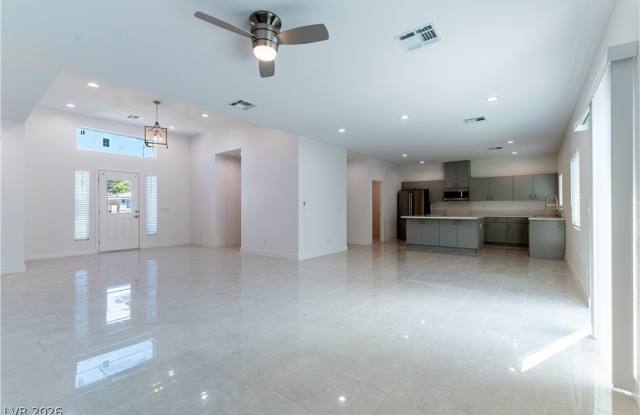 2591 Bonano Court Gallery 4