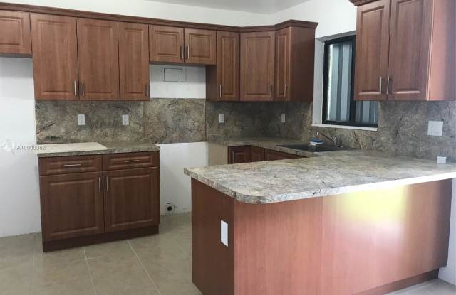 28043 SW 143rd Ct Gallery 3