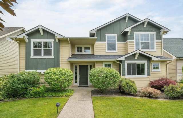 Furnished 4 Bedroom Home in Ponderosa Ridge Gallery 1