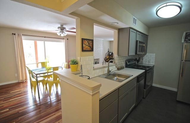 3928 Warwick Boulevard Gallery 3