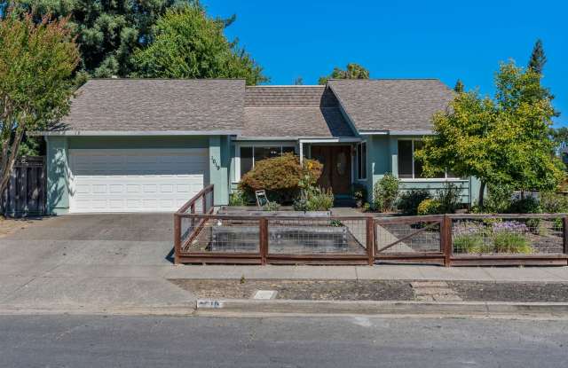 Browns Valley 3 Bed 2 Bath Home Gallery 3