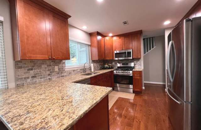 1514 ROUNDLEAF Court Gallery 2