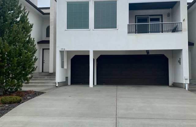 Beautiful Updated Townhome overlooking Meadow Springs Golf Course photos photos