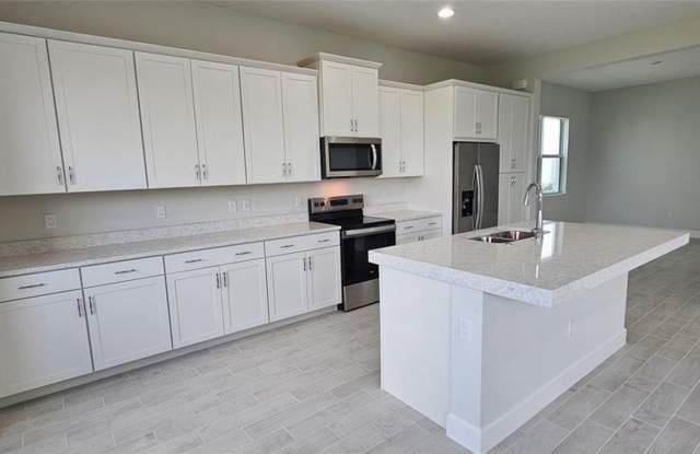 5461 EMPIRE Drive, The Acreage, FL 33470 - 4022 Gallery 1