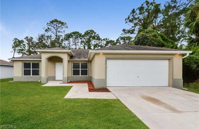 1876 N San Mateo Drive photos photos