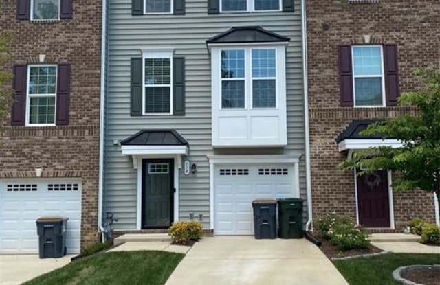114  Mccormick - 114 McCormick Pl, York County, VA 23185