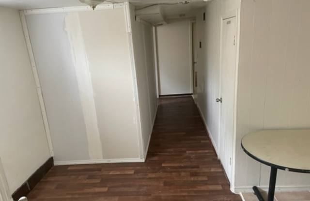1529 11th Street - B Gallery 2