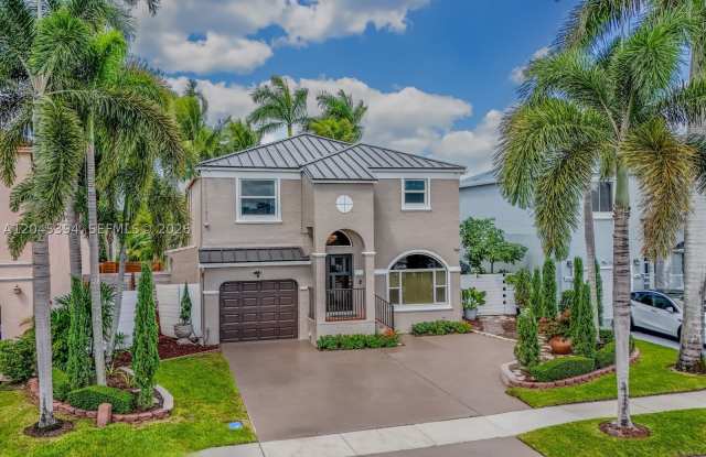 15835 NW 7th St photos photos