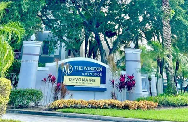 711 SW 111th Way photos photos