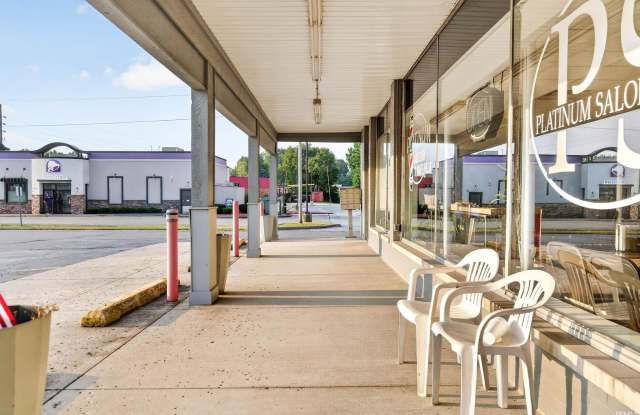 2123 S Memorial Drive Gallery 4