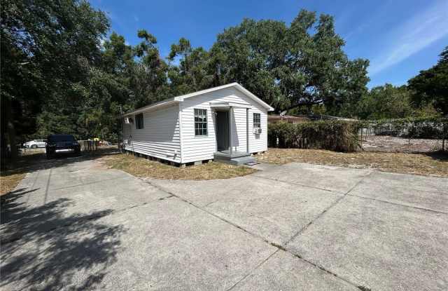 1328 37TH STREET NW - 1328 37th Street Northwest, Inwood, FL 33881
