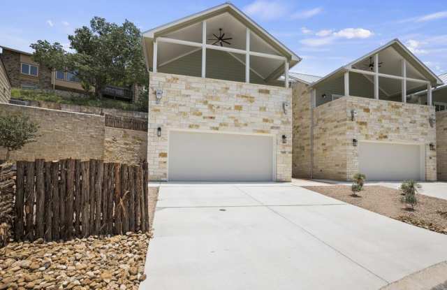 509 Winding Way Gallery 1