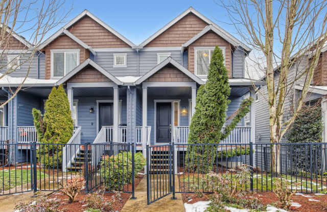 Beautiful Home With Balcony and Great Location! photos photos Beautiful Home With Balcony and Great Location! photos photos