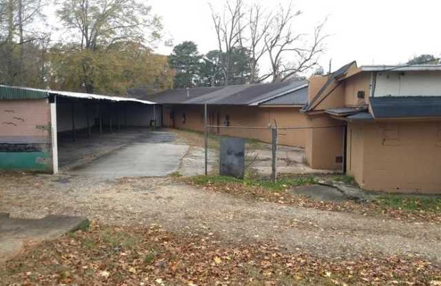 1999 Pryor Road SW Gallery 3
