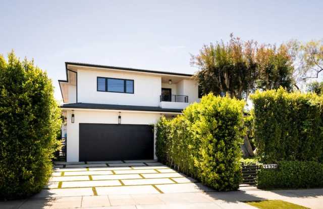 11328 Charnock Rd photos photos