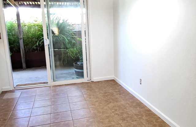 1955 8th Street Gallery 3