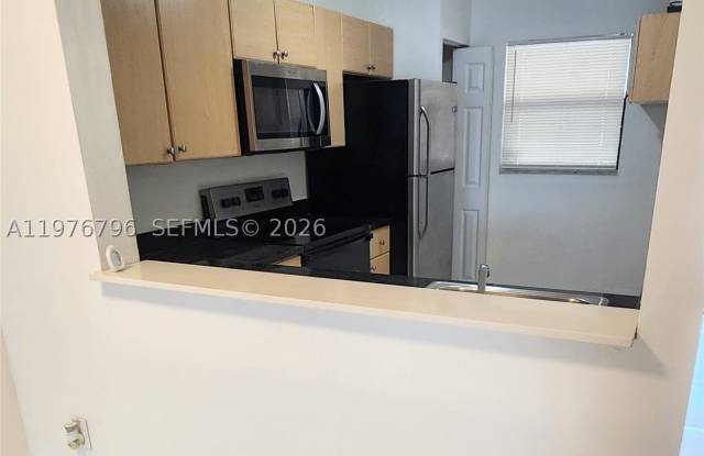 902 NE 209 St photos photos
