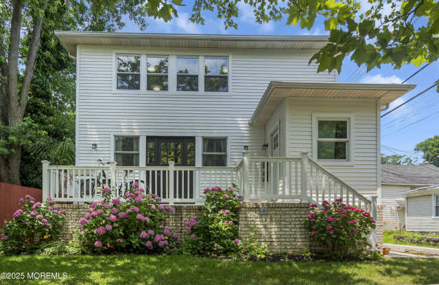 1105 Comstock Street photos photos