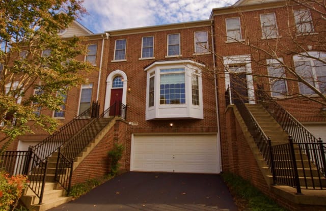 4255 UPPER PARK - 4255 Upper Park Drive, Fair Oaks, VA 22030