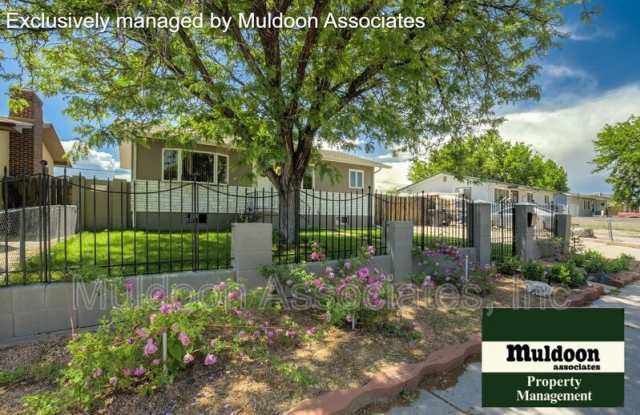 1621 N Monument Ave photos photos