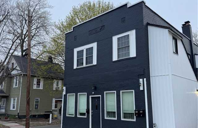 667 W Park Avenue photos photos