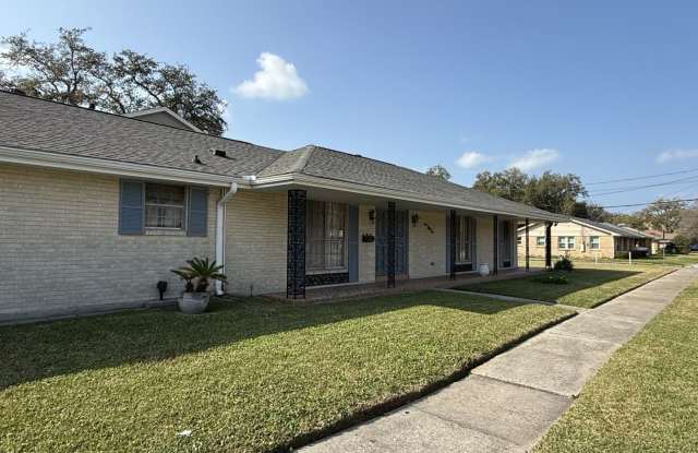 956 Bonnabel Blvd photos photos