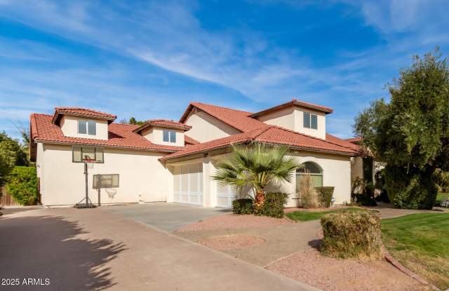 622 W LINGER Lane - 622 West Linger Lane, Phoenix, AZ 85021