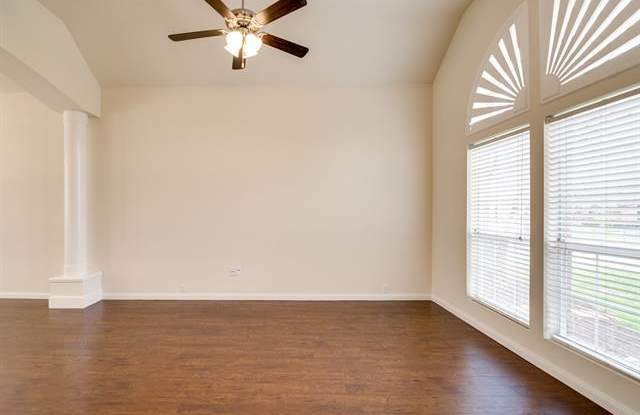 3611 Canyon View Court Gallery 2