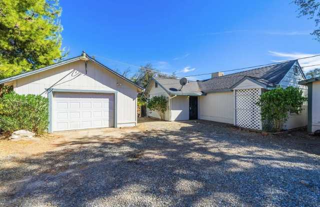 Cute 2 Bedroom in West Redding photos photos Cute 2 Bedroom in West Redding photos photos