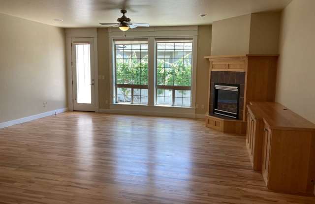 4630 W. Farm View Dr. Gallery 3