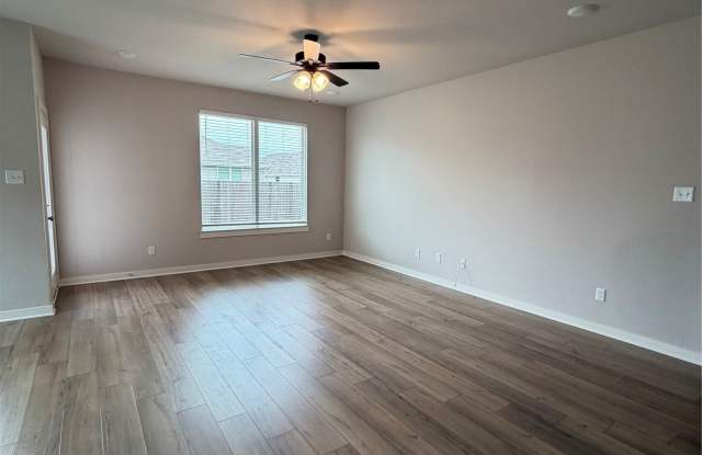 4220 Centerfire Road Gallery 2