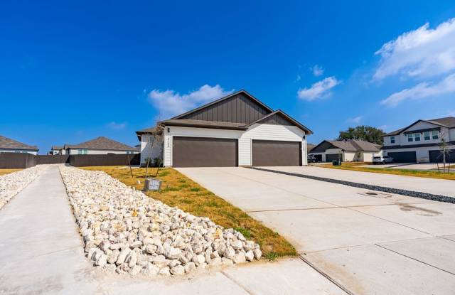 Modern Comfort  Convenience in the Heart of Buda – Stylish Living at 414 Cross Barn Blvd #A photos photos