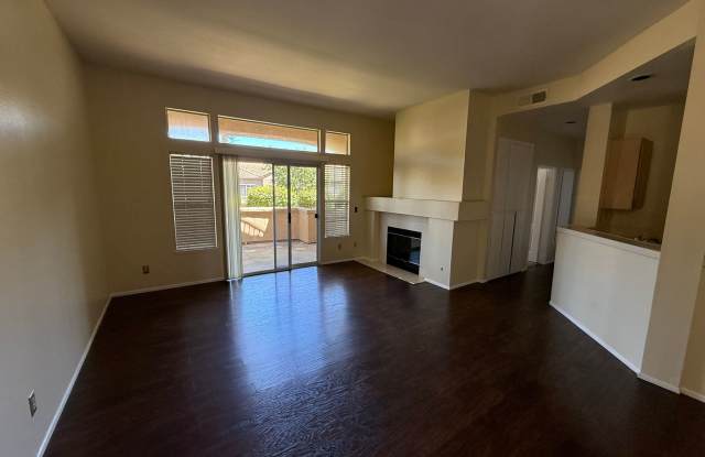 Lovely 2 Bedroom, 2 Bath First-Floor Condo in Tierrasanta photos photos