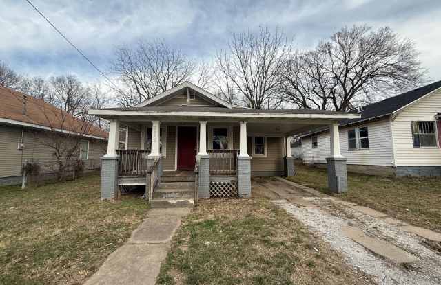2 Bedroom 1 Bath House - 2312 North National Avenue, Springfield, MO 65803